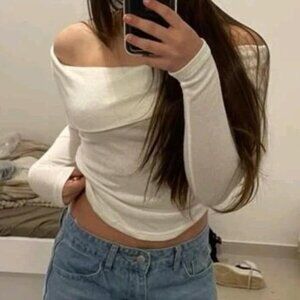 White long sleeves shirt